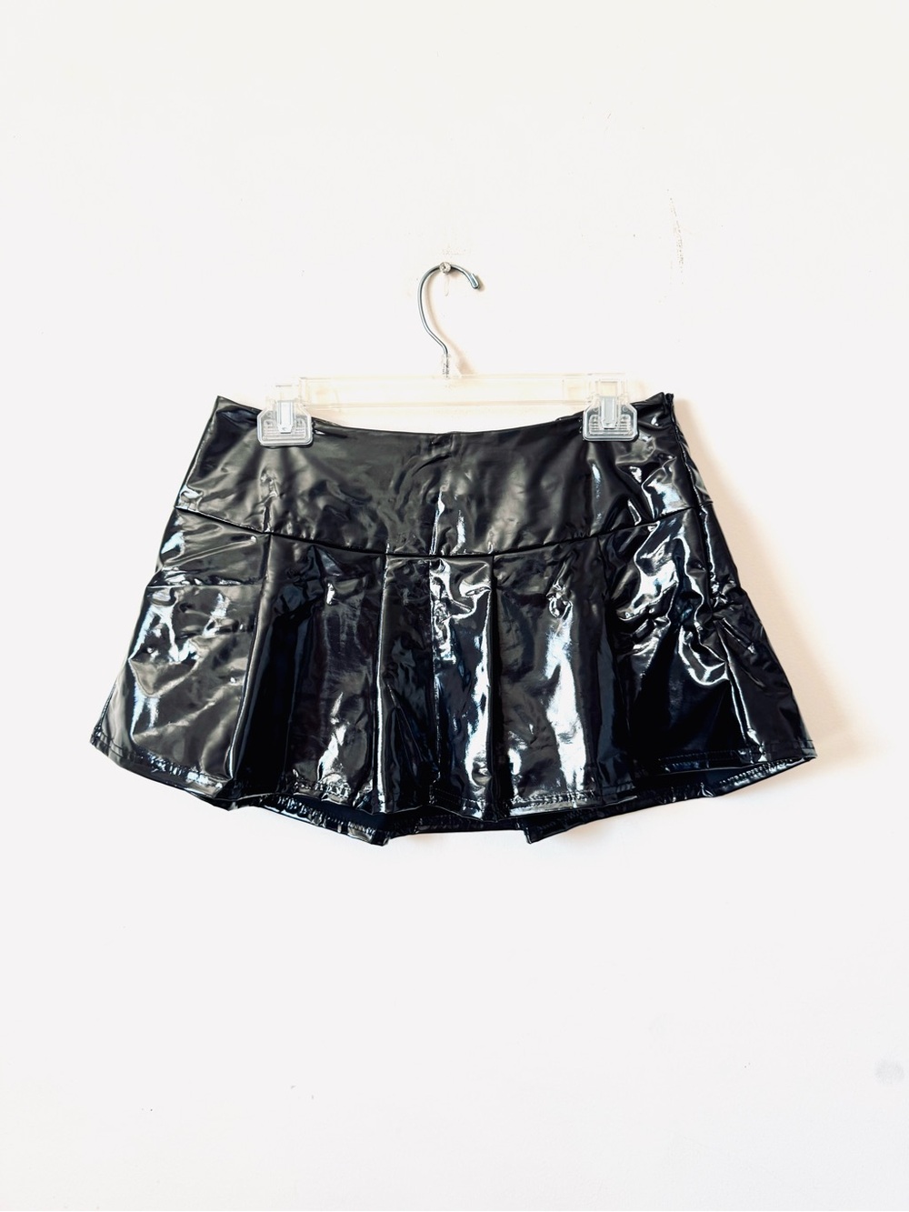 SHEIN Black Patent Latex Pleated Mini Skirt Sz S/US4
